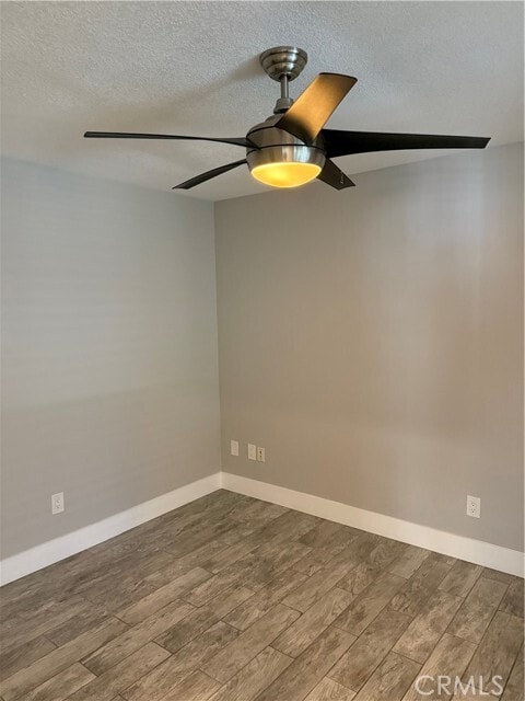 Building Photo - 6 Leda