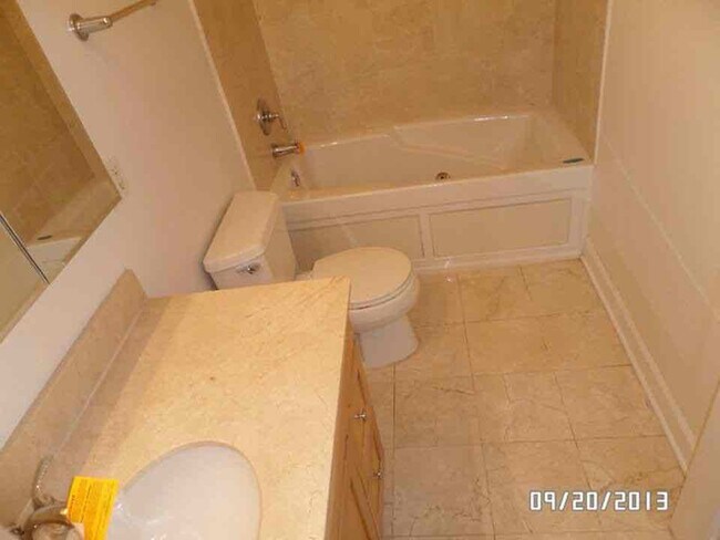 Foto del edificio - 847 E 52nd St