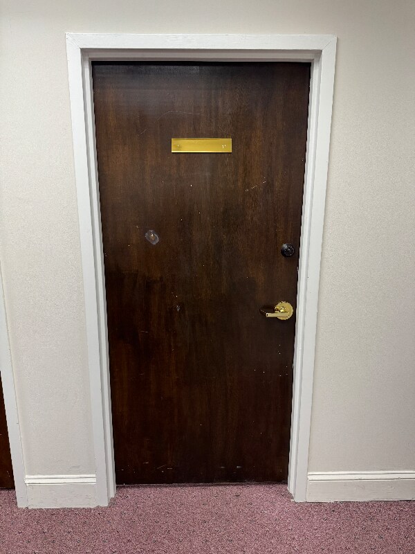 Foto del edificio - 4810 St Barnabas Rd