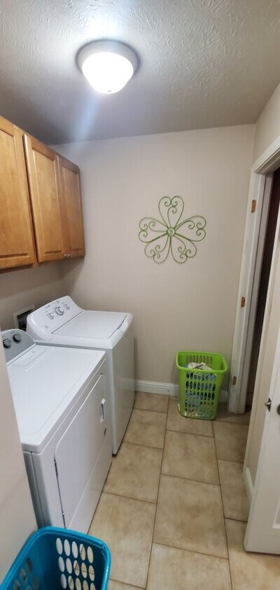 Primary Photo - 3 Bedroom 2 Bath Chatham Home