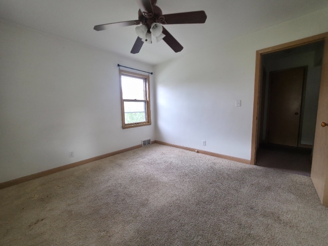 Building Photo - 2866 S 58th St