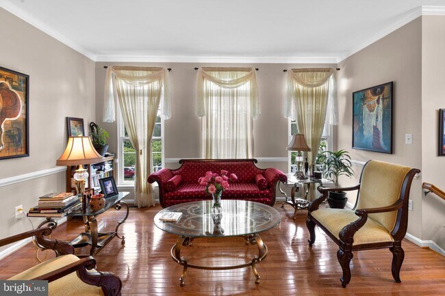 Foto del edificio - 6163 Cinnamon Ct