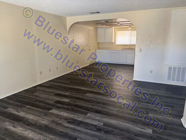 Foto del edificio - 16162 Tawney Ridge Ln
