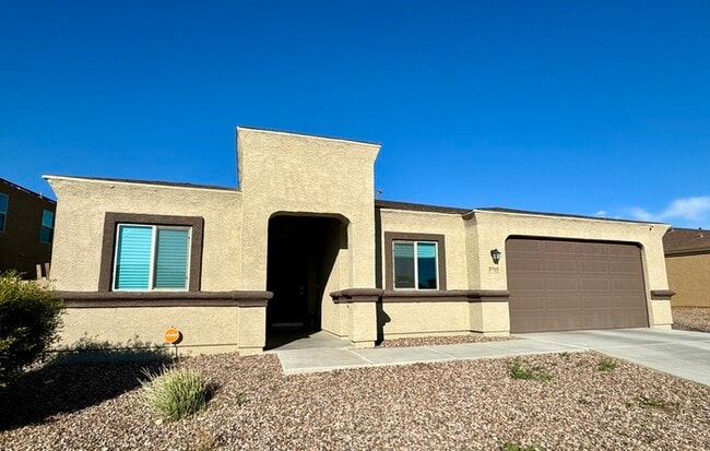 Photo - FOR RENT House