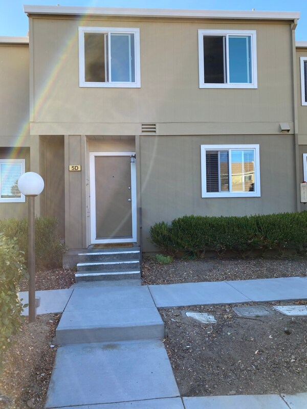 5 Oak Crest Ct, Novato, CA 94947 Townhouse for Rent in Novato, CA