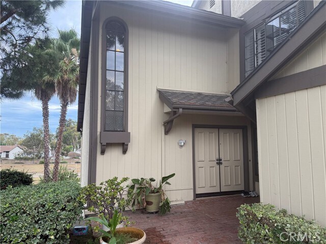 Building Photo - 2310 Applewood Cir