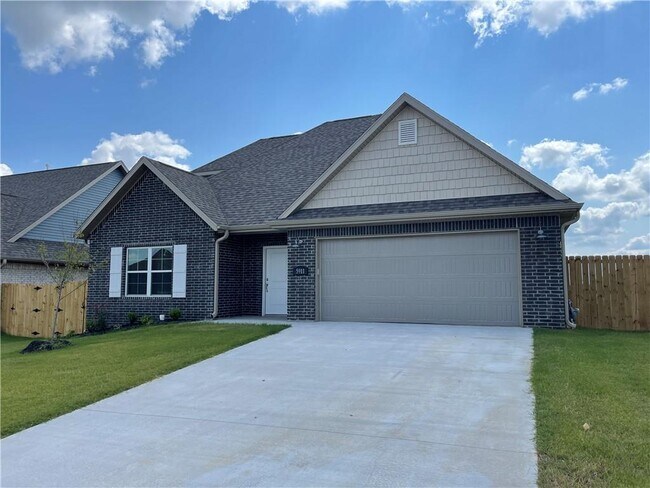 Building Photo - 5911 Gentle Winds Ave