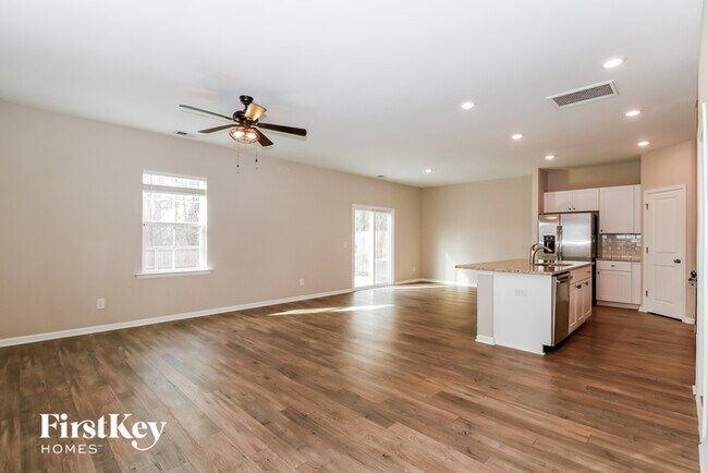 Building Photo - 569 Merrywood Dr