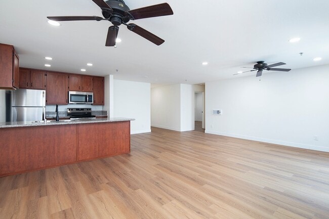 Interior Photo - Hillcrest Summit