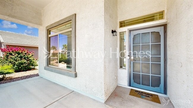 Foto del edificio - 43290 W Griffis Dr