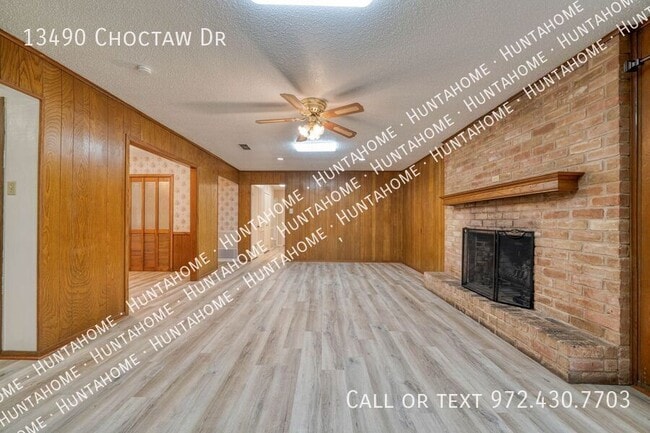 Building Photo - 13490 Choctaw Dr