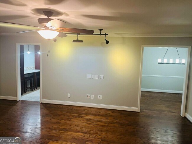 Building Photo - 2472 Ramblewood Ct