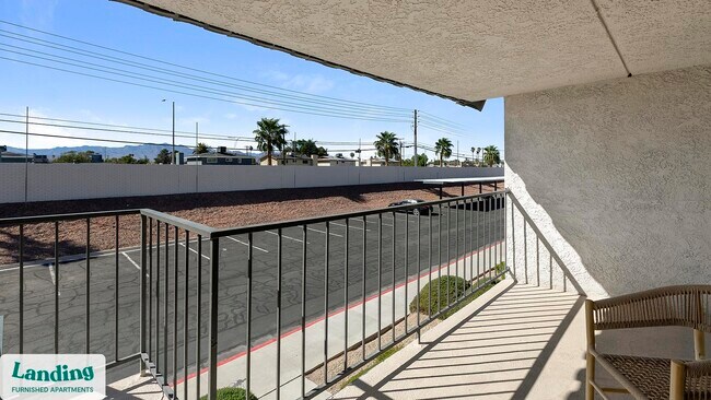 Foto del edificio - 2301 S Valley View Blvd