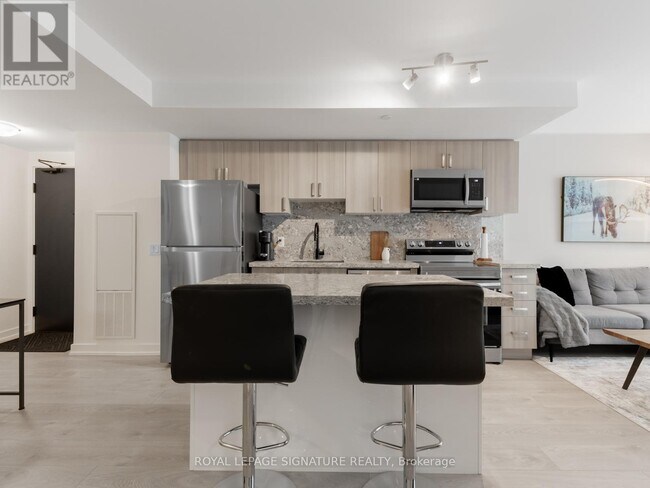 Photo du bâtiment - 1480 Bayly St