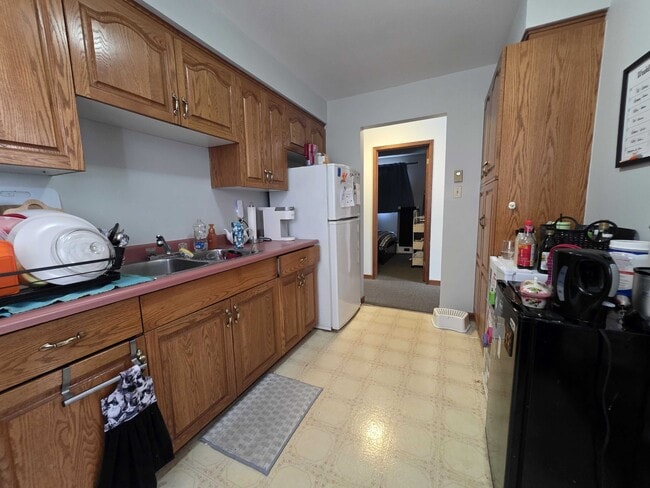 Building Photo - 46 Collingwood St