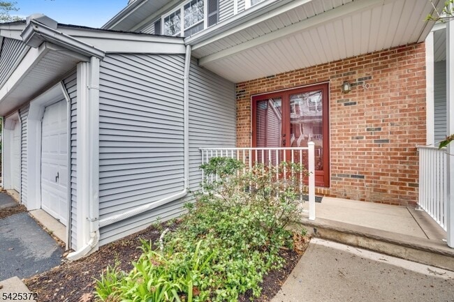 Building Photo - 30 Birch Terrace