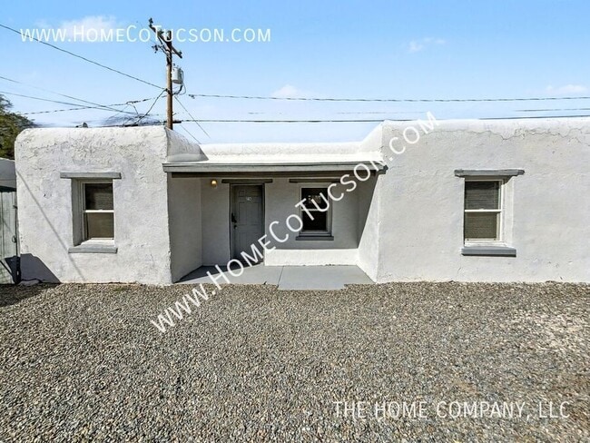 Foto del edificio - 214 W District St