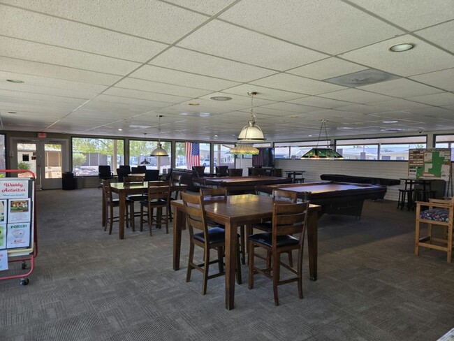 Building Photo - 10701 N 99th Ave