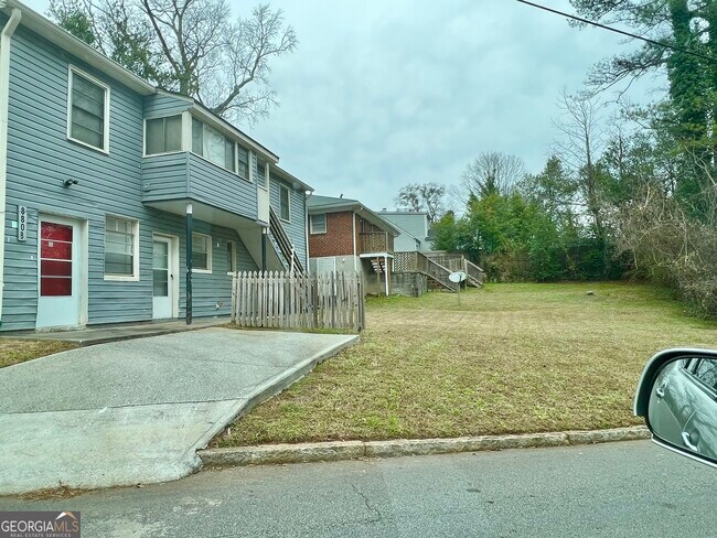 Foto del edificio - 880 Hall St SW