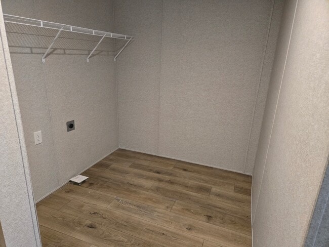 Building Photo - 2121 Panhandle Rd