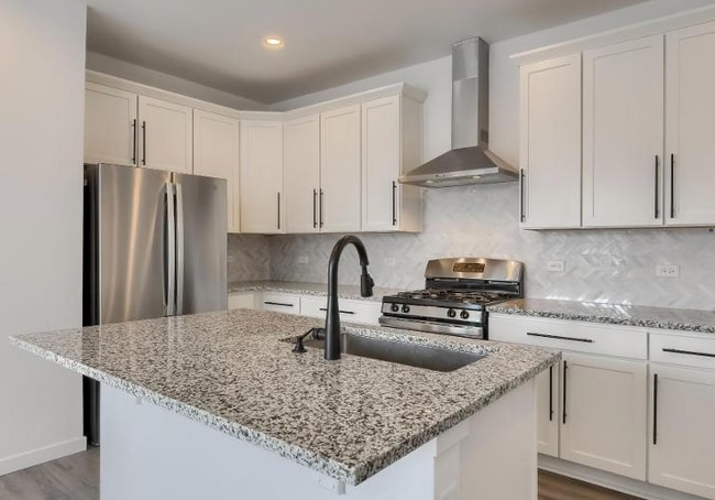 Kitchen/granite counter top - 20999 E Quincy Dr
