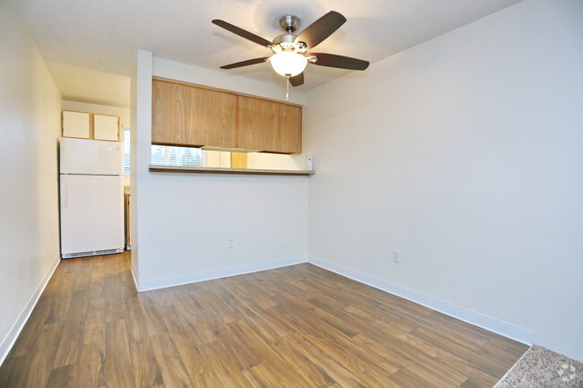 2HAB,1BA - 862 ft² - Sunset Park Apartments