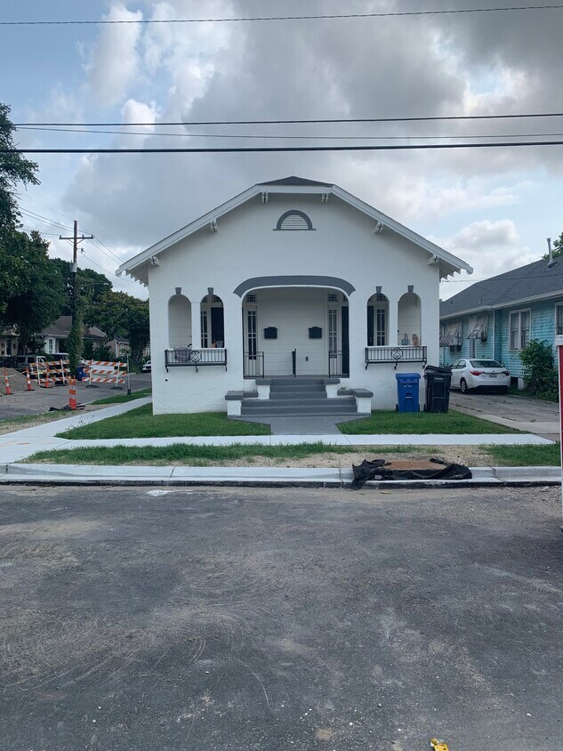 Front Exterior - 7331 Spruce St