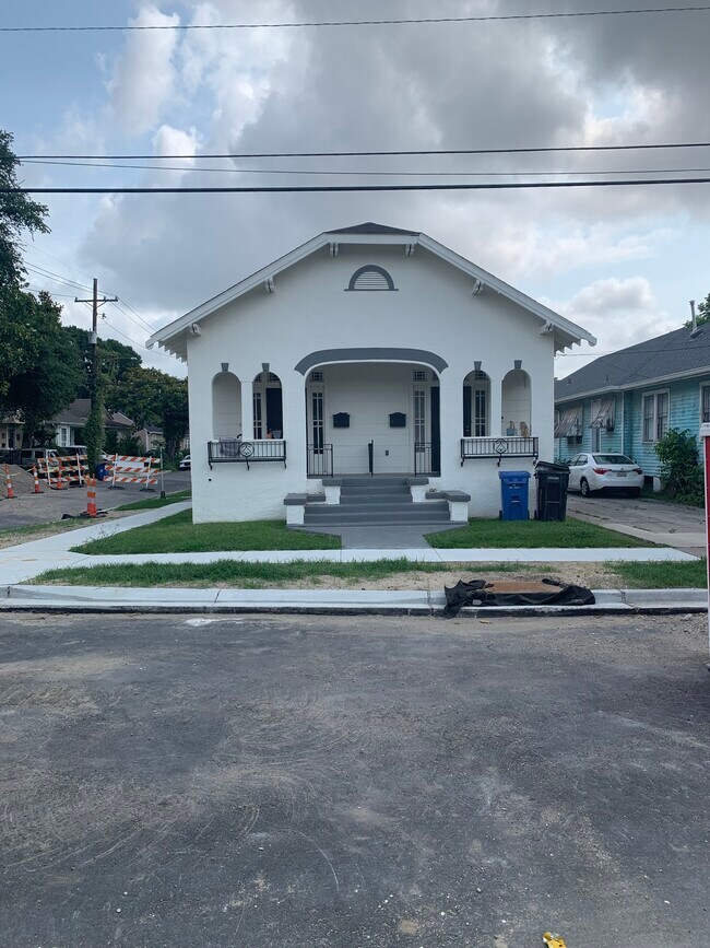 Front Exterior - 7331 Spruce St
