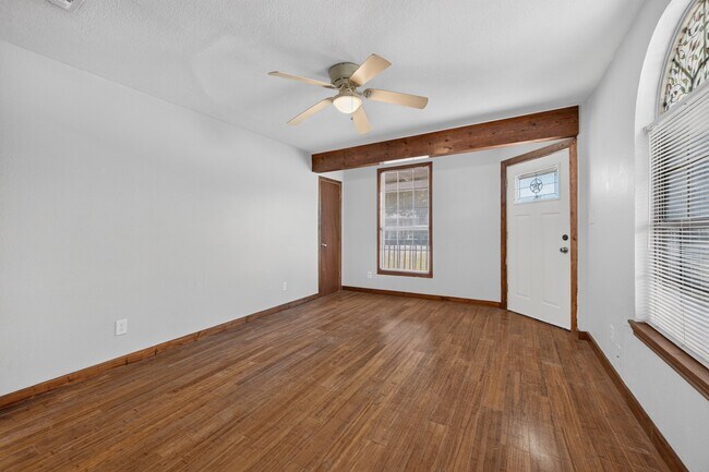 Building Photo - 600 Jefferson Ave