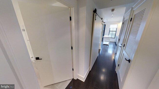 Foto del edificio - 1011 M St NW