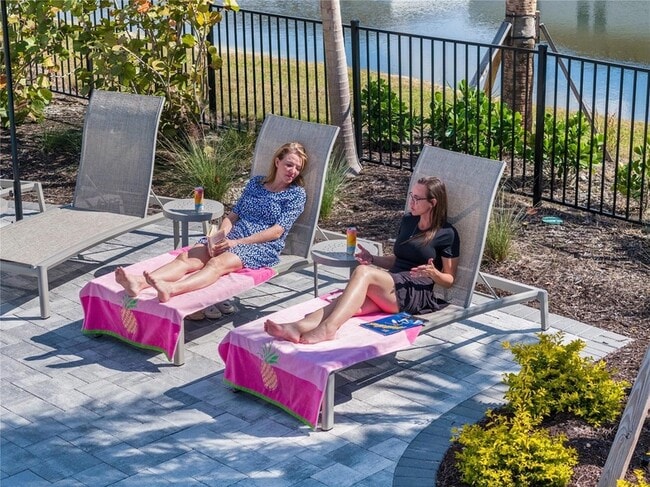 Photo - 8765 Daybreak St Townhome