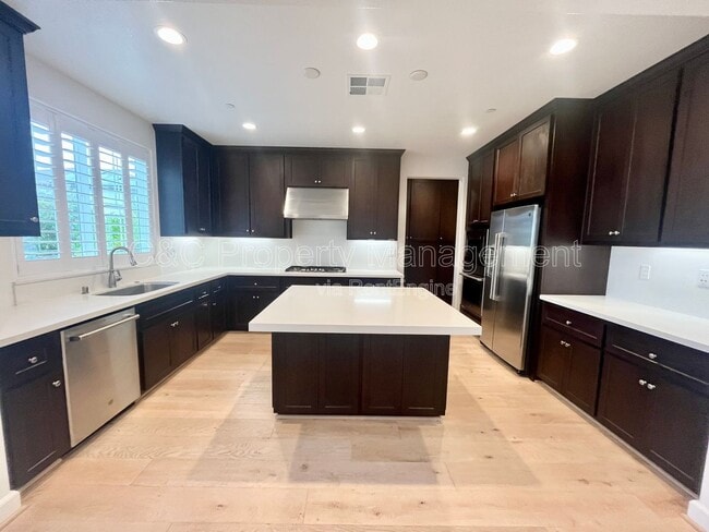 Foto del edificio - 2607 3rd Ave