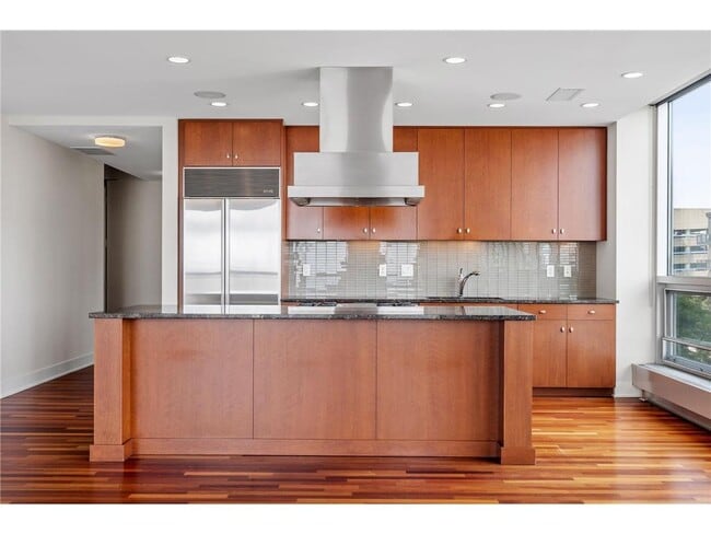 Foto del edificio - 222 2nd St SE