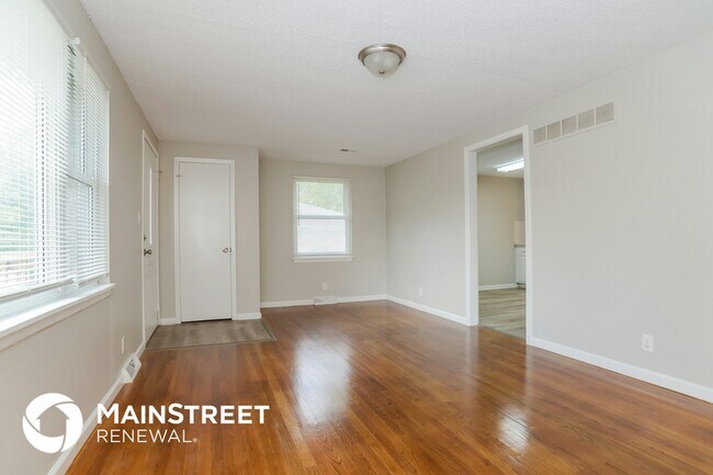 Foto del edificio - 6925 N Hickory St