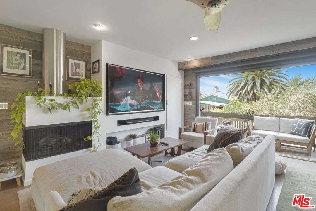 Foto principal - 36 Breeze Ave