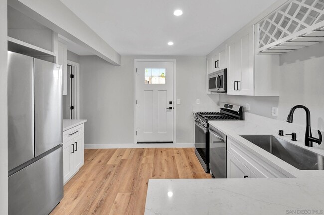 Building Photo - 4549 Terrace Dr