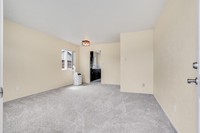 Building Photo - 2203-2215 NE 81st Avenue