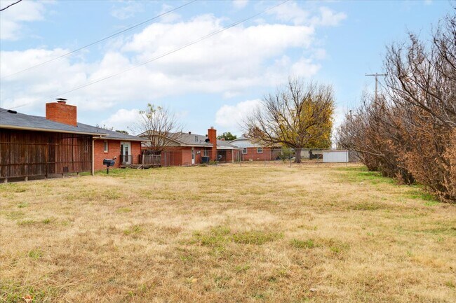 Building Photo - 1618 NW 32nd St