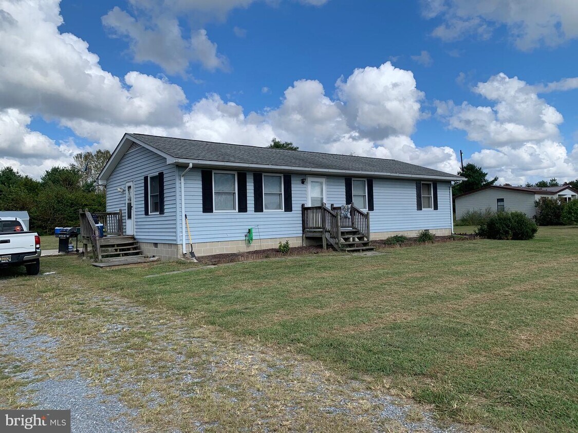 Primary Photo - 2075 Chimney Hill Rd