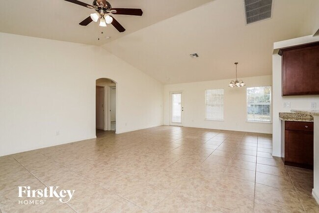 Foto del edificio - 1009 NW 15th Terrace