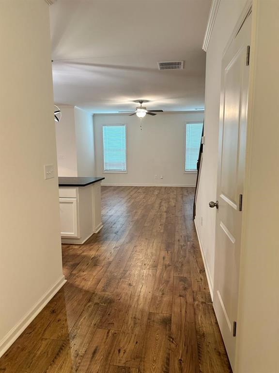 Foto del edificio - 5635 Parkview Ln