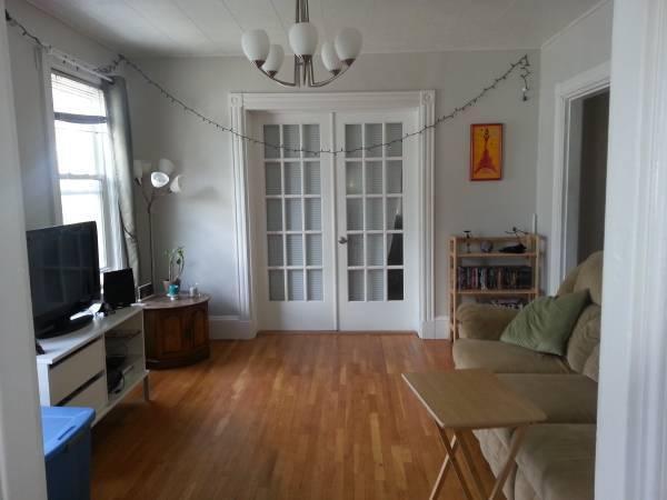 Foto del edificio - 3.0 bedroom in Somerville Massachusetts 02143