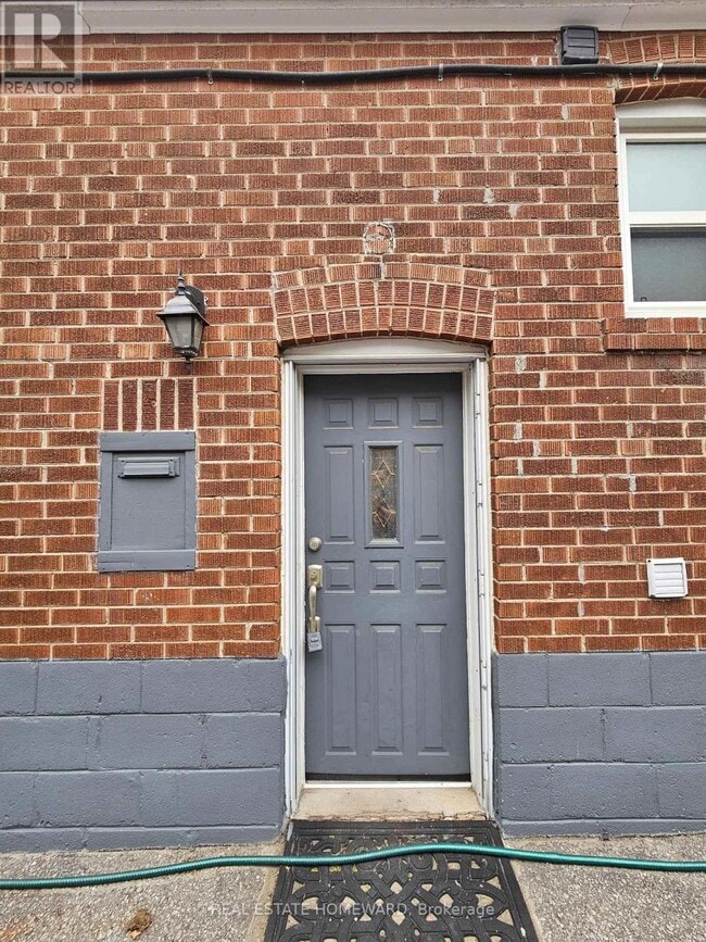 Building Photo - 715 Pharmacy Ave