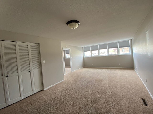 Foto del edificio - 2021 N 14th Ct