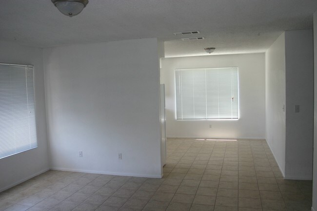 Foto del edificio - 6008 Hill Dale Ct