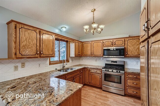 Foto del edificio - 9027 Prestwick Parkway North