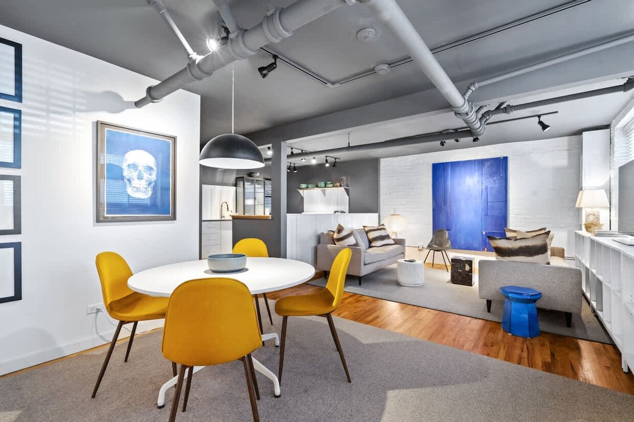 Foto principal - 3759 N Wayne Ave