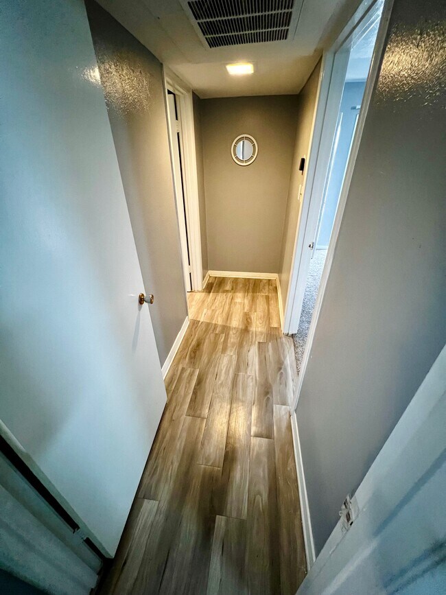 Stone Ridge Apartments ALL BILLS PAID Apartments in Wichita Falls, TX