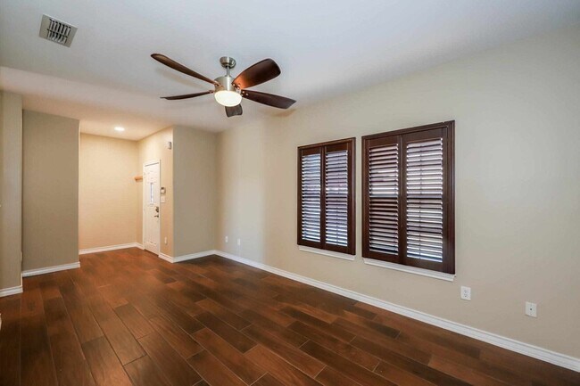 Building Photo - 2445 Monarch Dr