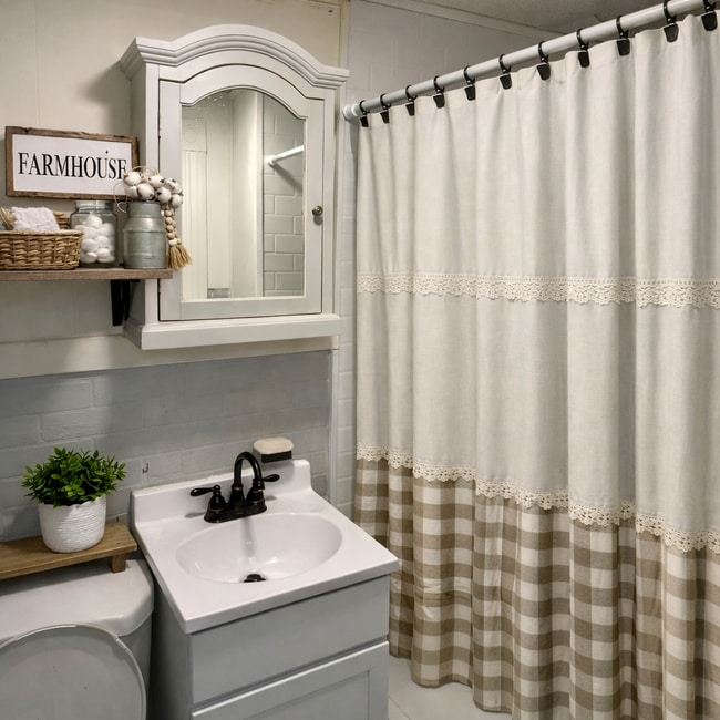 Building Photo - 24 Dyson St